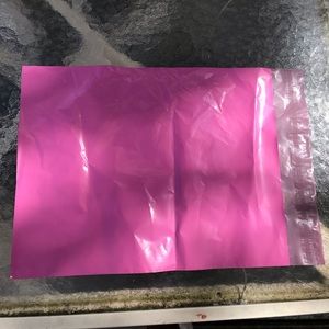 Pink polymailers 💓 - shipping supplies